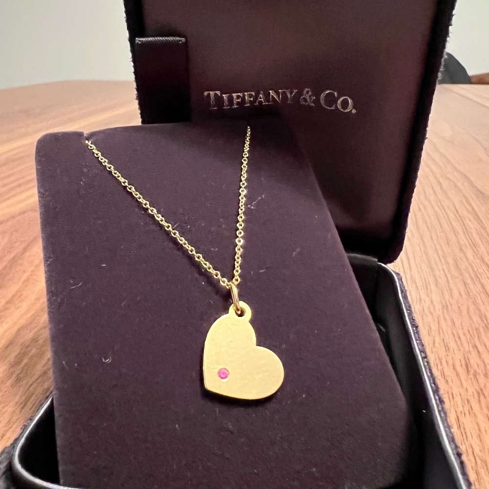 Tiffany & Co Pink Sapphire Heart Tag 18K Yellow Gold Pendant 18" Necklace